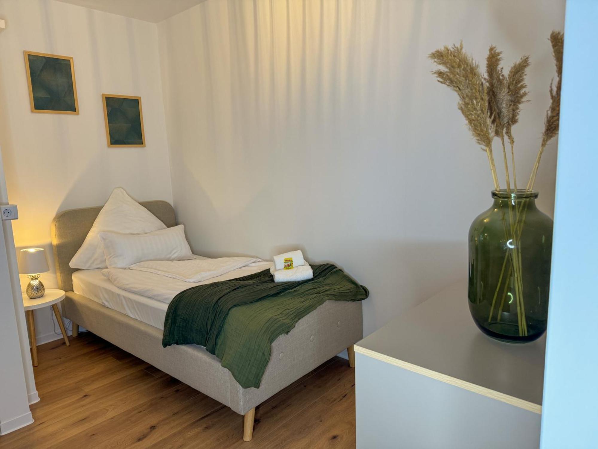 Home Inn Apartments - 203 Minden  Ngoại thất bức ảnh