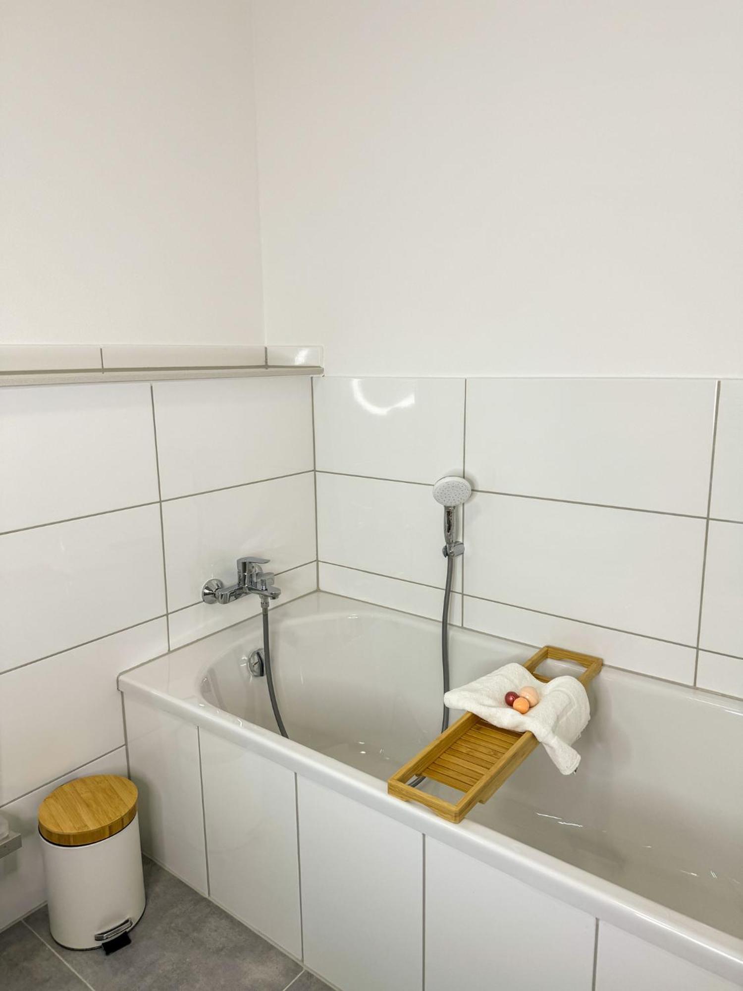 Home Inn Apartments - 203 Minden  Ngoại thất bức ảnh
